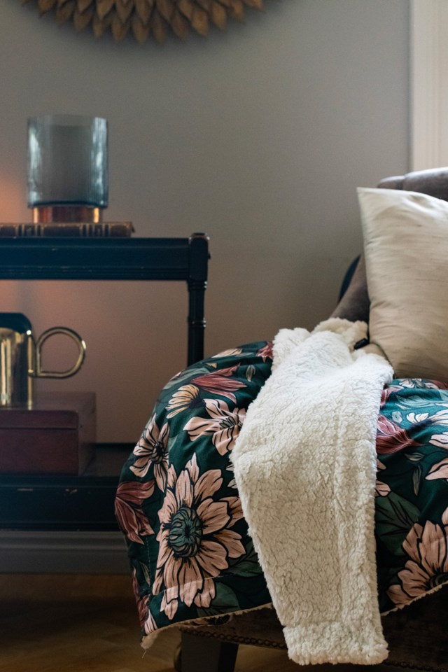 Pläd Sherpa Ylleverket blommig blommig/turkos 130x170 cm - 130x170cm - 1